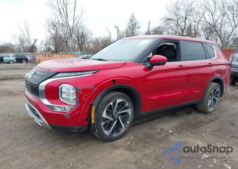 2024 Mitsubishi Outlander Se 2.5 2Wd/Se Black Edition S-Awc/Se Black Edition W/Pano Roof S-Awc из США, поврежденный, VIN JA4J3VA84RZ010773